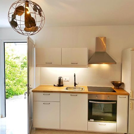 Korakiaí Mg Cozy Garden View Studio מראה חיצוני תמונה